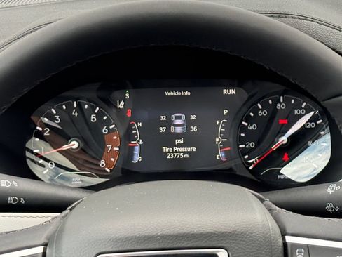 Used 2023 Jeep Compass Limited w/ Sun and Sound Group AWD/4WD image 23