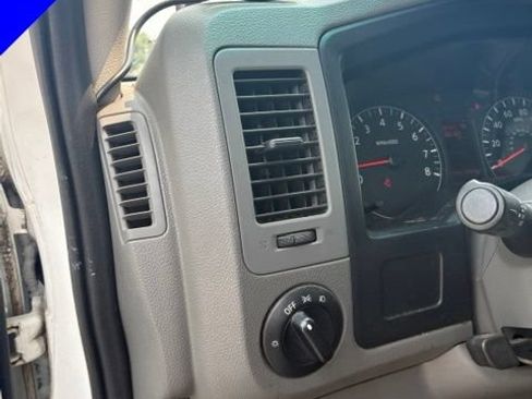 Used 2012 Nissan NV 3500 SV w/ Technology Pkg RWD image 18