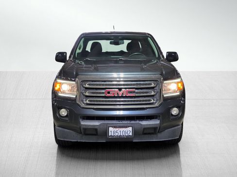 Used 2017 GMC Canyon SLE w/ SLE Convenience Package RWD image 2
