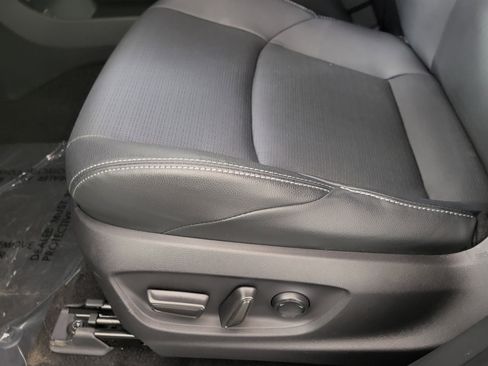 Used 2025 Subaru Solterra Limited image 22