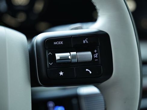 Certified 2025 Hyundai Santa Fe Calligraphy image 33