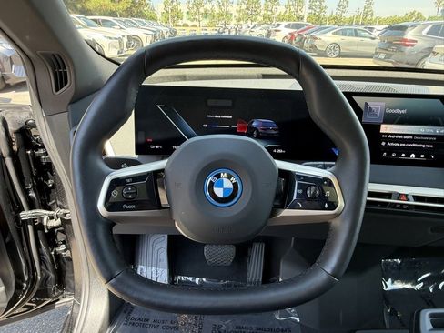 Used 2025 BMW iX xDrive50 image 24