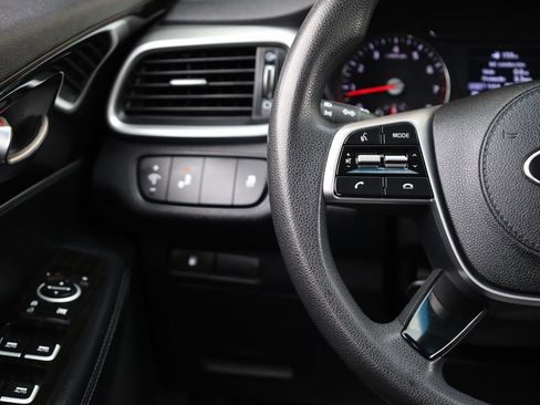 Used 2019 Kia Sorento FWD image 31