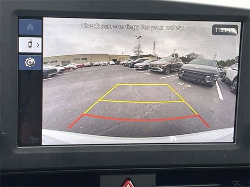 Certified 2025 Hyundai Elantra Sport image 23