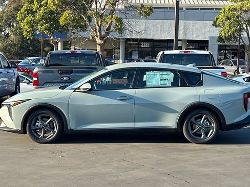 New 2026 Kia K4 LXS image 7