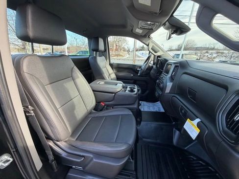 Used 2024 Chevrolet Silverado 2500 W/T image 37