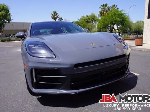 Used 2025 Porsche Panamera 4 image 59