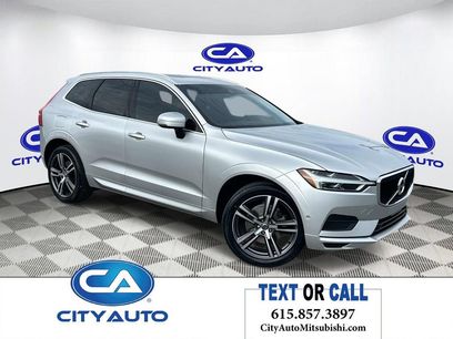 Used 2019 Volvo XC60 T5 Momentum w/ Multimedia Package