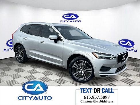 Used 2019 Volvo XC60 T5 Momentum w/ Multimedia Package AWD/4WD image 1