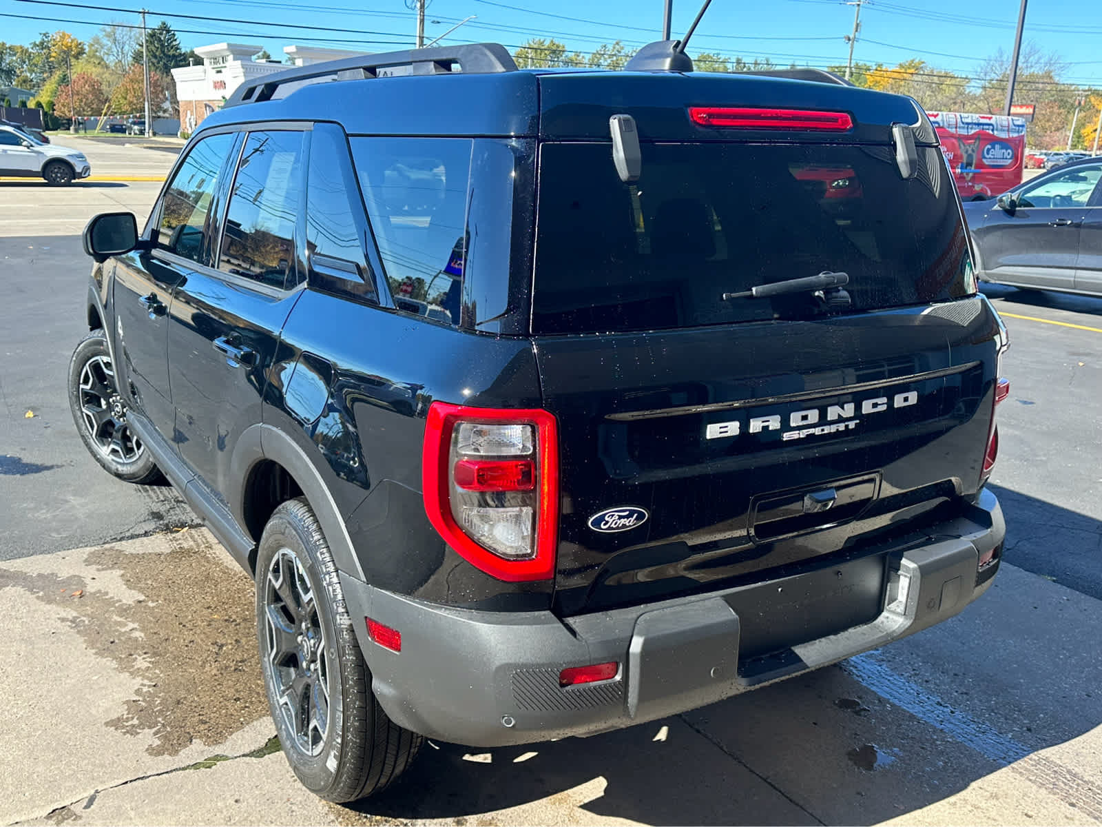 New 2026 Ford Bronco Sport Outer Banks w/ Outer Banks Tech Package+ AWD/4WD image 6