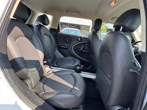 Used 2011 MINI Cooper Countryman S FWD image 16