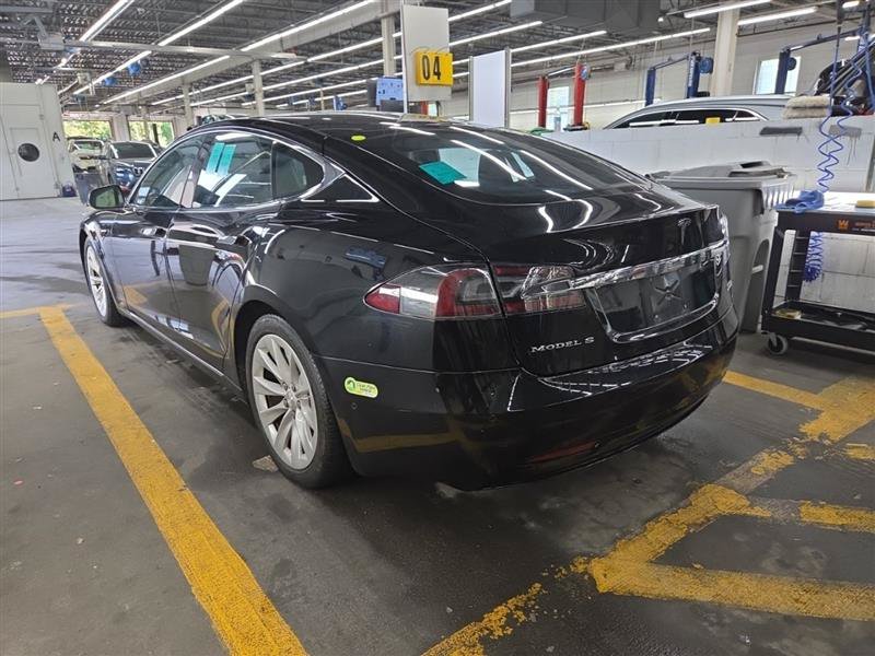 Used 2017 Tesla Model S P100D AWD/4WD image 2
