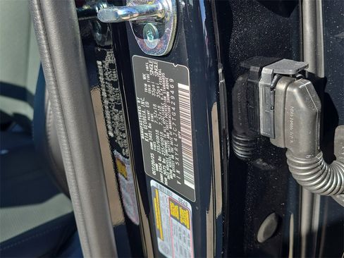 New 2026 Kia Sorento S image 38