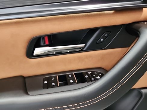 New 2025 MAZDA CX-70 3.3 Turbo S w/ Premium Plus image 32