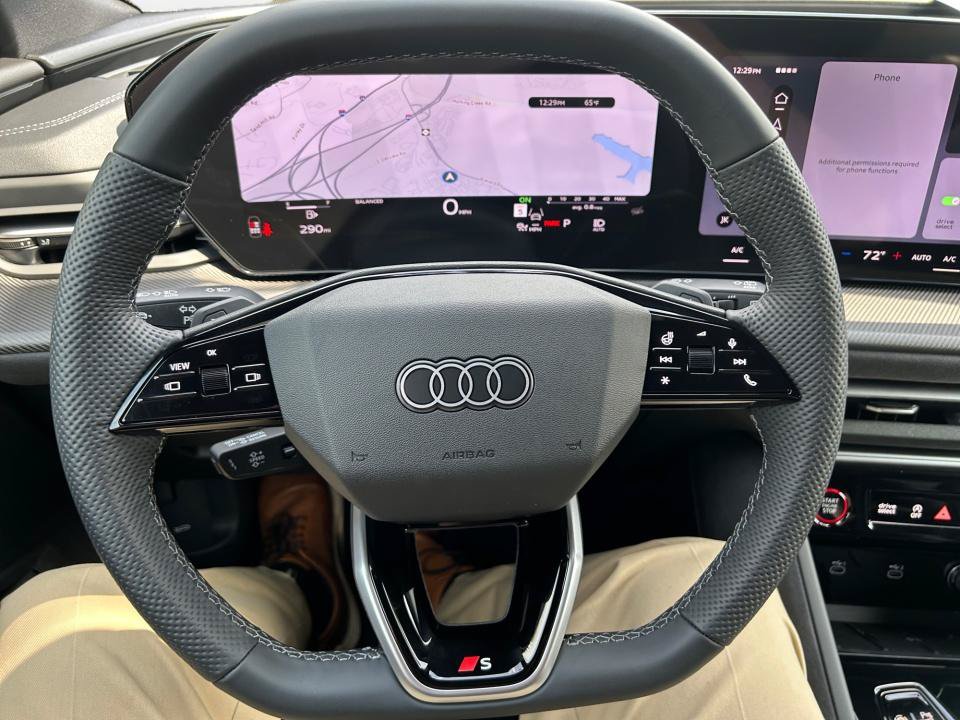 Certified 2026 Audi SQ5 Premium Plus AWD/4WD image 10