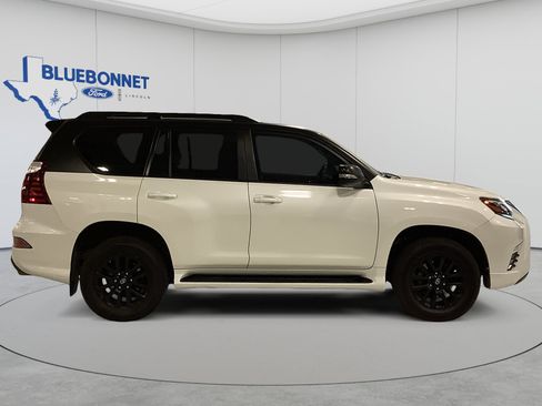 Used 2022 Lexus GX 460 w/ Black Line Special Edition AWD/4WD image 4