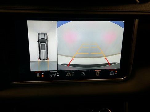 Used 2023 GMC Yukon Denali w/ Advanced Technology Package image 28