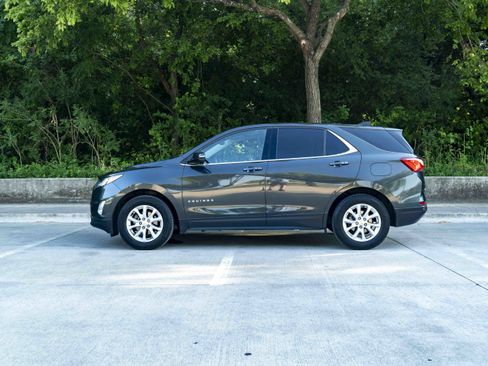 Used 2018 Chevrolet Equinox LT FWD image 6