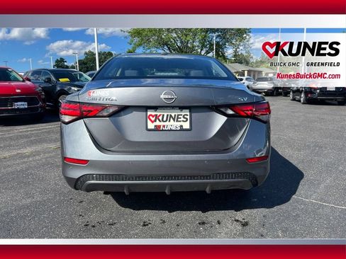 Used 2024 Nissan Sentra SV FWD image 7