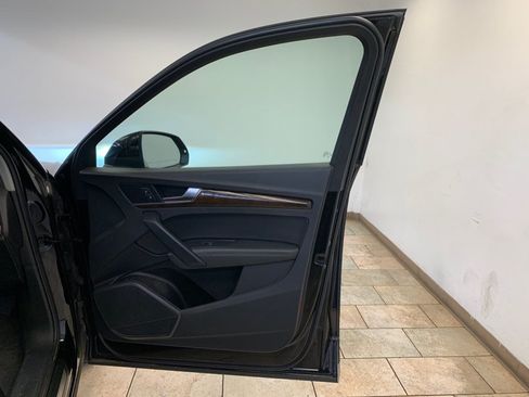 Used 2019 Audi Q5 2.0T Premium Plus w/ Premium Plus Package AWD/4WD image 50