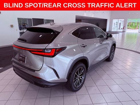 Used 2024 Lexus NX 250 FWD image 8