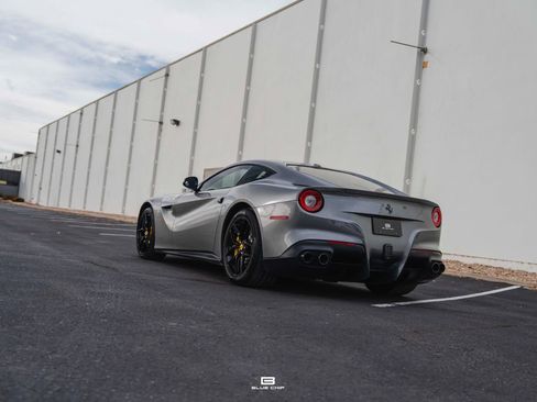 Used 2017 Ferrari F12 Berlinetta image 9