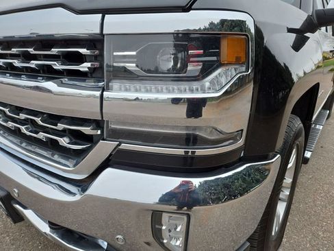Used 2018 Chevrolet Silverado 1500 LTZ w/ LTZ Plus Package AWD/4WD image 6