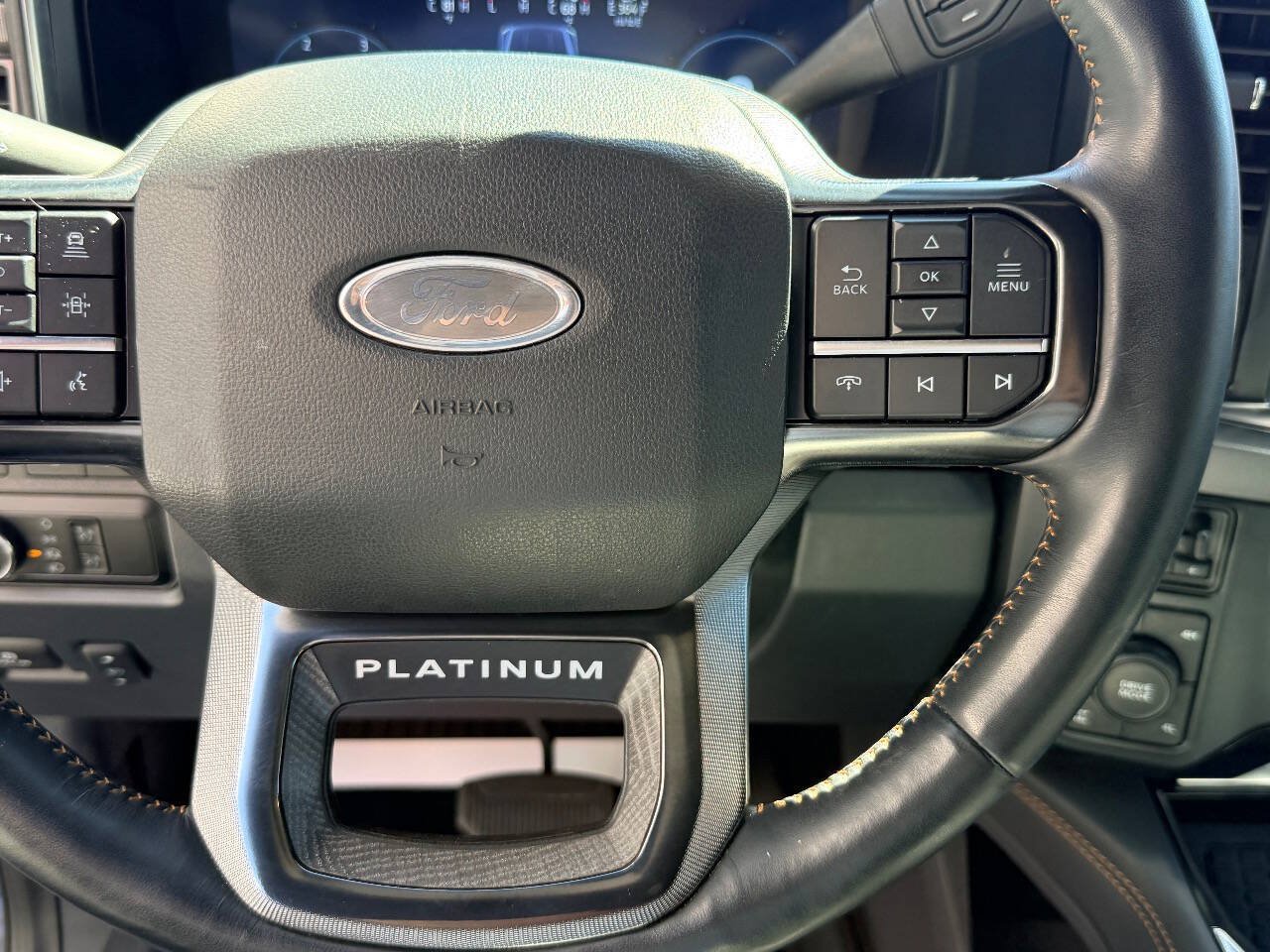 Used 2024 Ford F250 Platinum AWD/4WD image 29