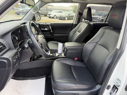 Used 2023 Toyota 4Runner TRD Off-Road Premium w/ Moonroof Package image 11