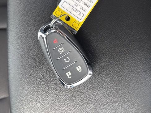 Used 2022 Chevrolet Malibu LS image 32