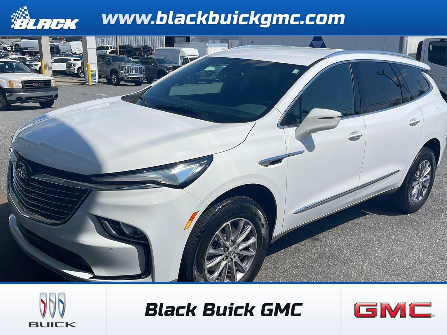 Used 2024 Buick Enclave Essence FWD image 1
