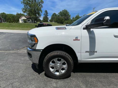 Used 2020 RAM 2500 Big Horn w/ Level 1 Equipment Group AWD/4WD image 2