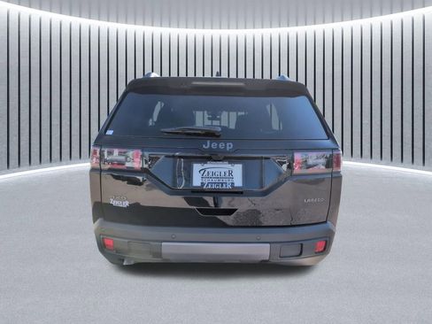 New 2026 Jeep Cherokee Laredo image 9