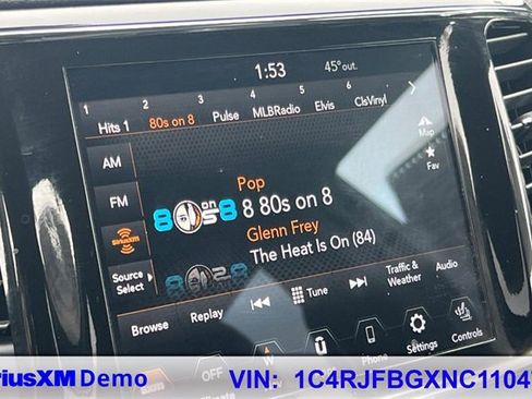 Used 2022 Jeep Grand Cherokee Limited image 40