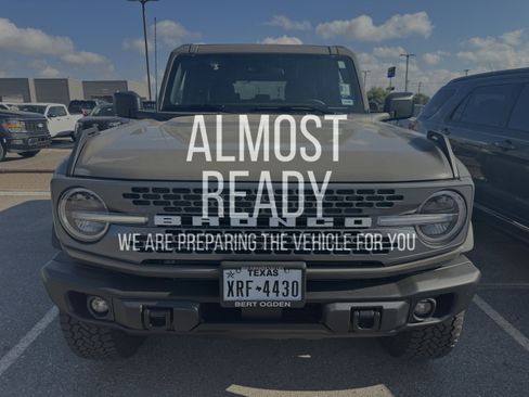 Certified 2025 Ford Bronco Badlands w/ Sasquatch Package image 1