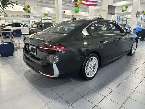 Used 2024 BMW 530i w/ Premium Package image 37