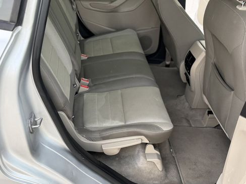 Used 2015 Ford C-MAX SE image 26