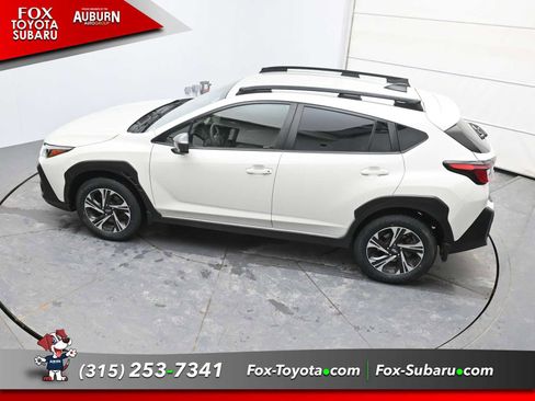Used 2024 Subaru Crosstrek 2.0i Premium image 31