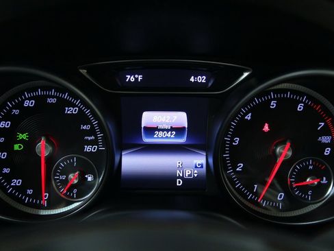 Used 2019 Mercedes-Benz GLA 250 4MATIC image 13