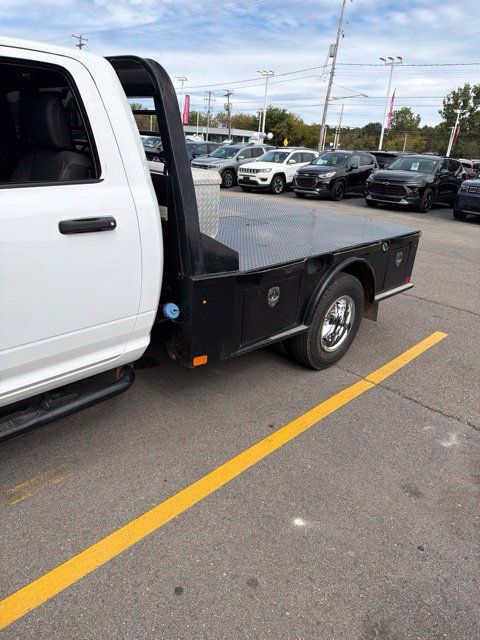 Used 2022 RAM 3500 Tradesman AWD/4WD image 4