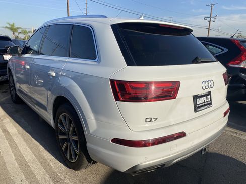 Used 2018 Audi Q7 3.0T Premium Plus w/ Premium Plus Package image 10