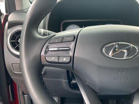 Used 2023 Hyundai Kona Limited AWD/4WD image 19