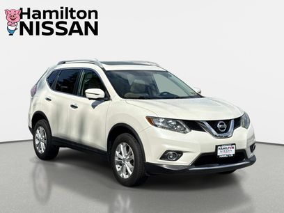 Used 2016 Nissan Rogue SV w/ SV Premium Package