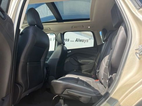Used 2018 Ford Escape Titanium AWD/4WD image 7