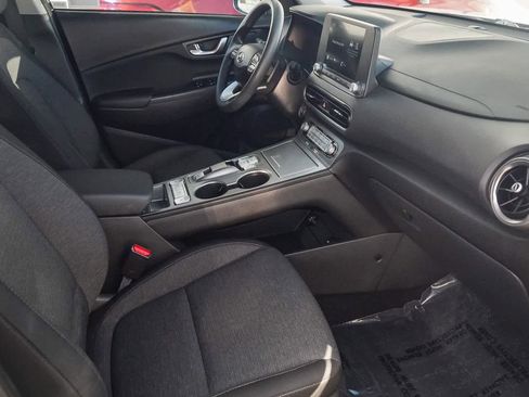 Certified 2023 Hyundai Kona SE image 17