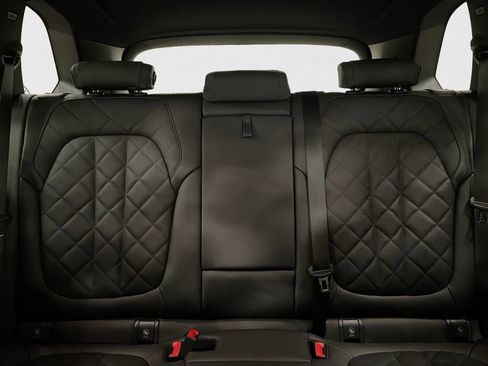 New 2026 BMW X5 xDrive50e AWD/4WD image 13