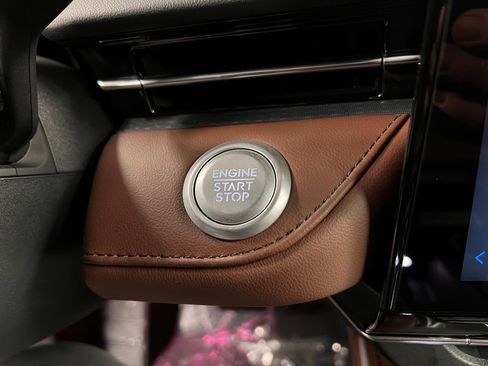 New 2026 Lincoln Nautilus Reserve image 18