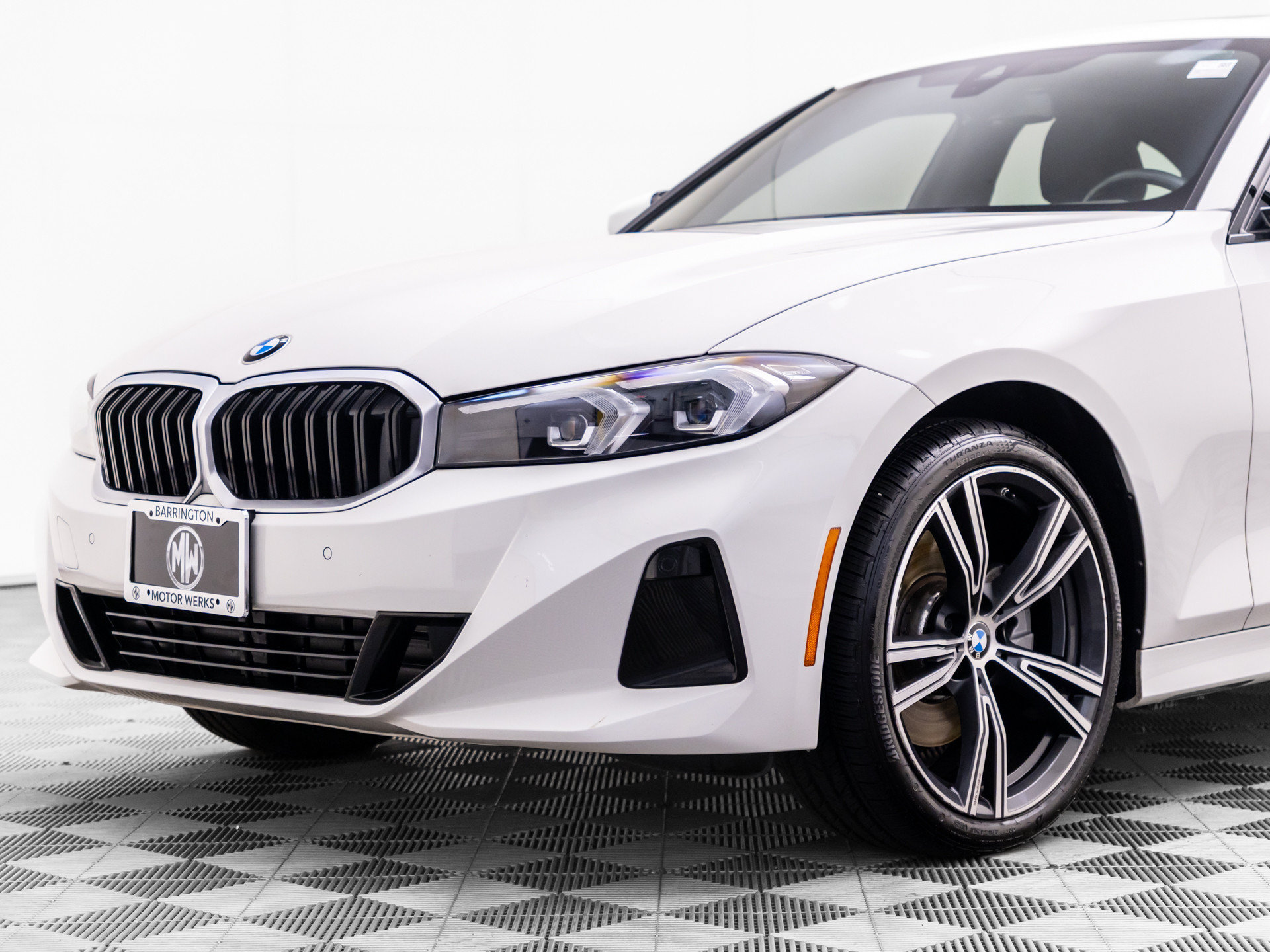 Certified 2023 BMW 330i xDrive Sedan w/ Driving Assistance Package AWD/4WD image 41