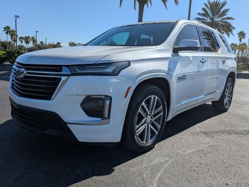 Used 2024 Chevrolet Traverse High Country image 8