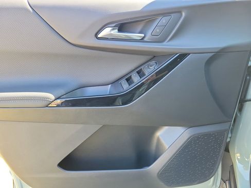 New 2026 Chevrolet Equinox LT image 18